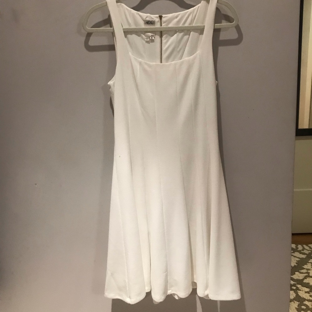 Worn once white Ali Ro pleated white dress